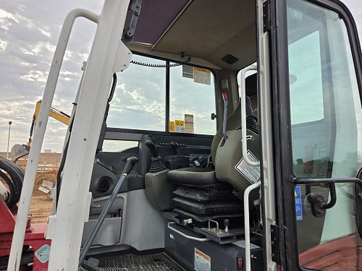TAKEUCHI TB290C photo 12