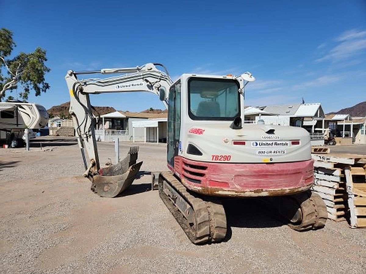 TAKEUCHI TB290C photo 11
