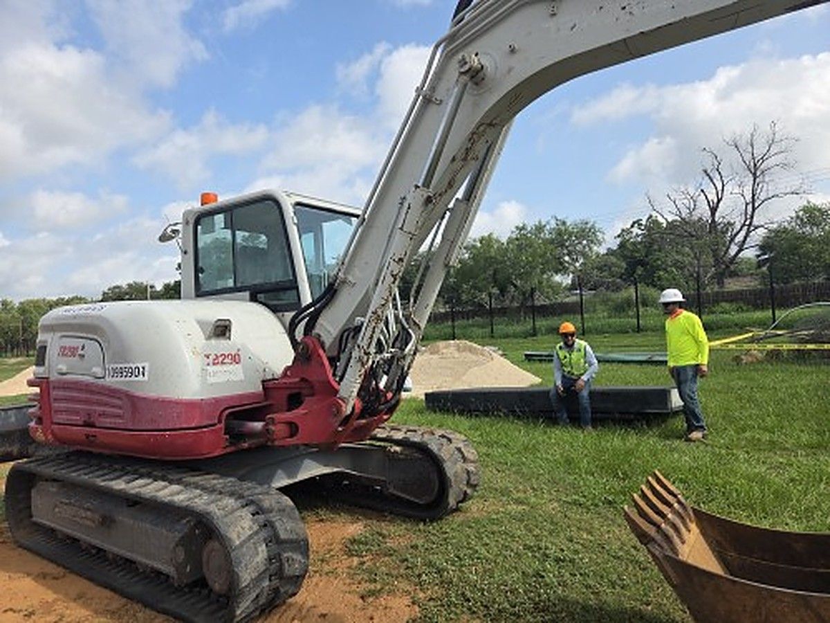 TAKEUCHI TB290C photo 3