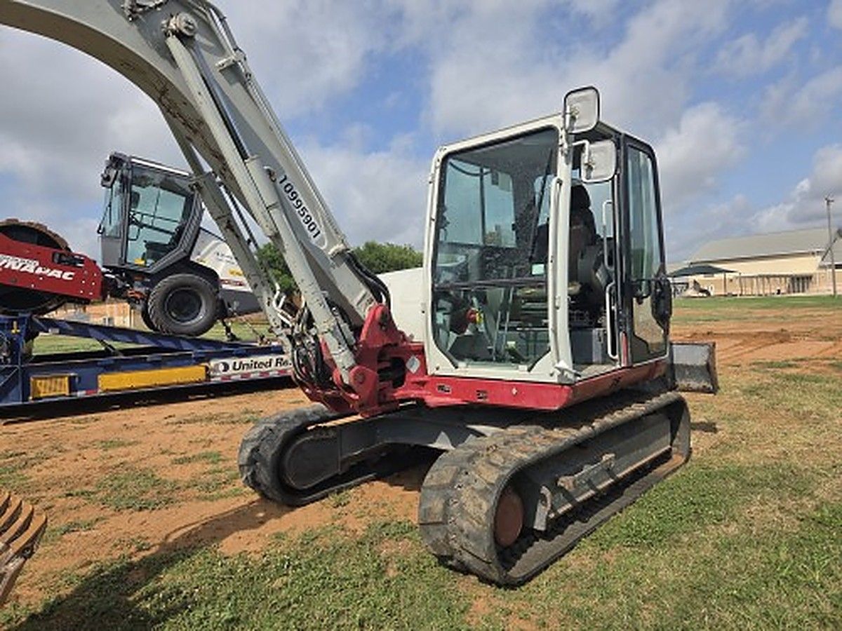 TAKEUCHI TB290C photo 4