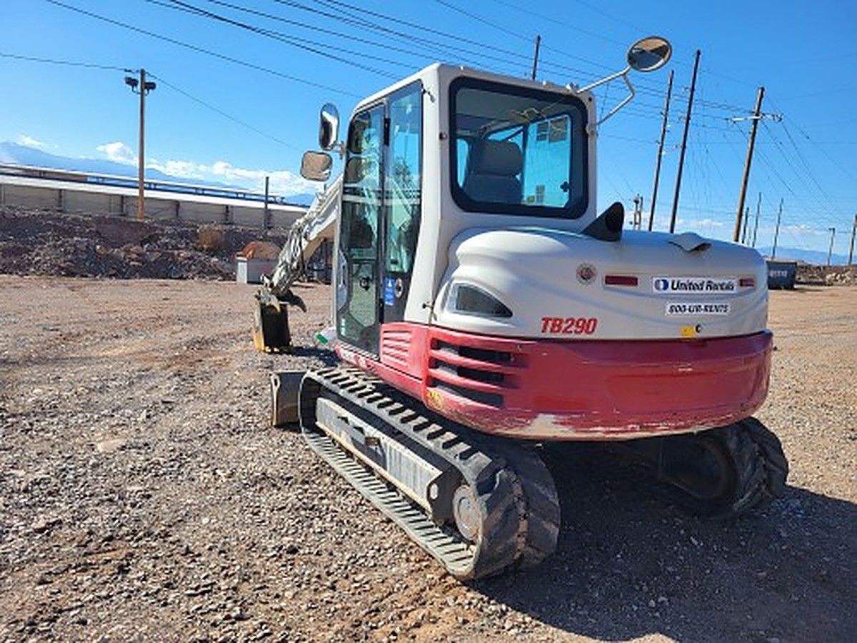 TAKEUCHI TB290C photo 3