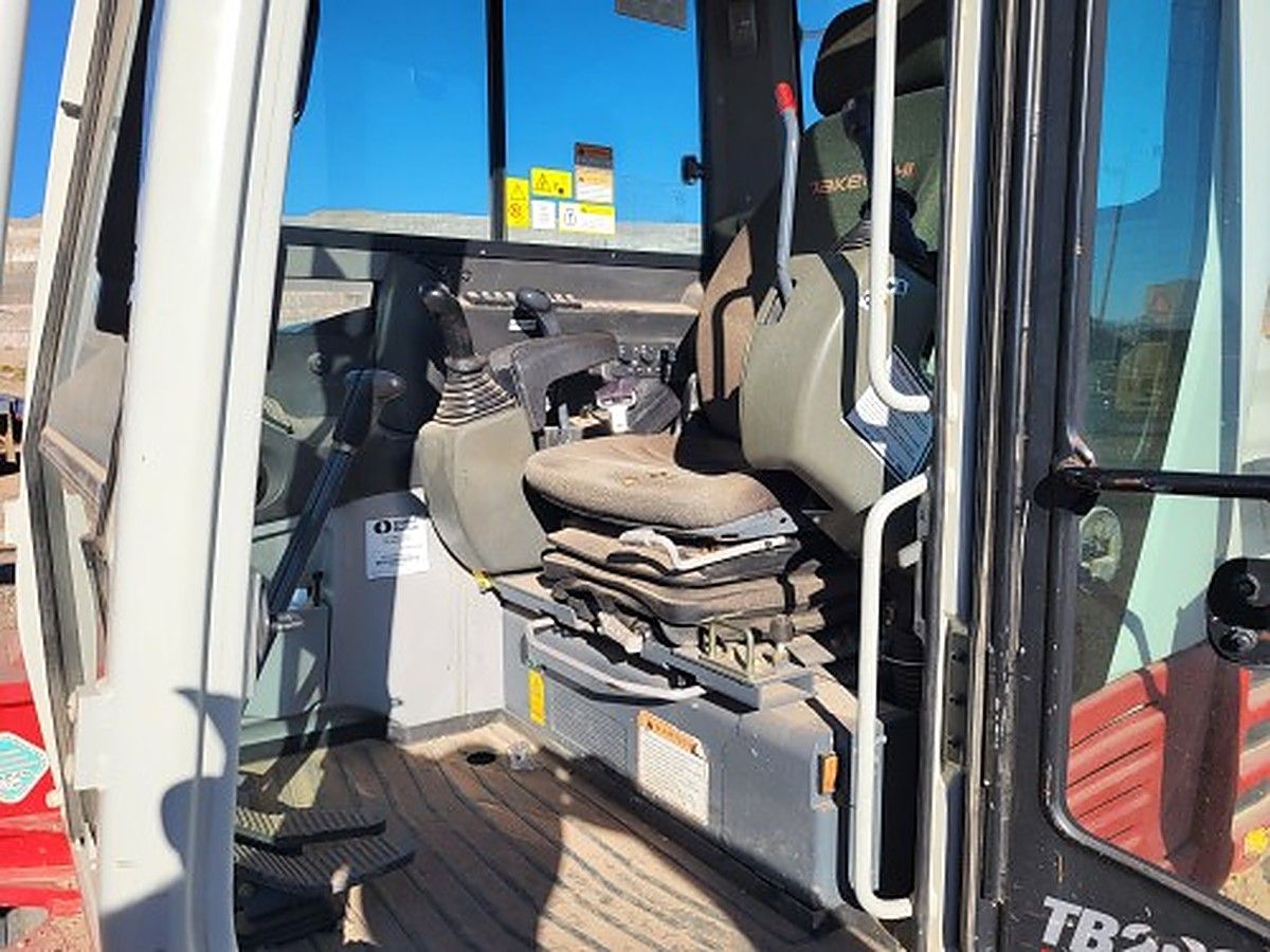 TAKEUCHI TB290C photo 5