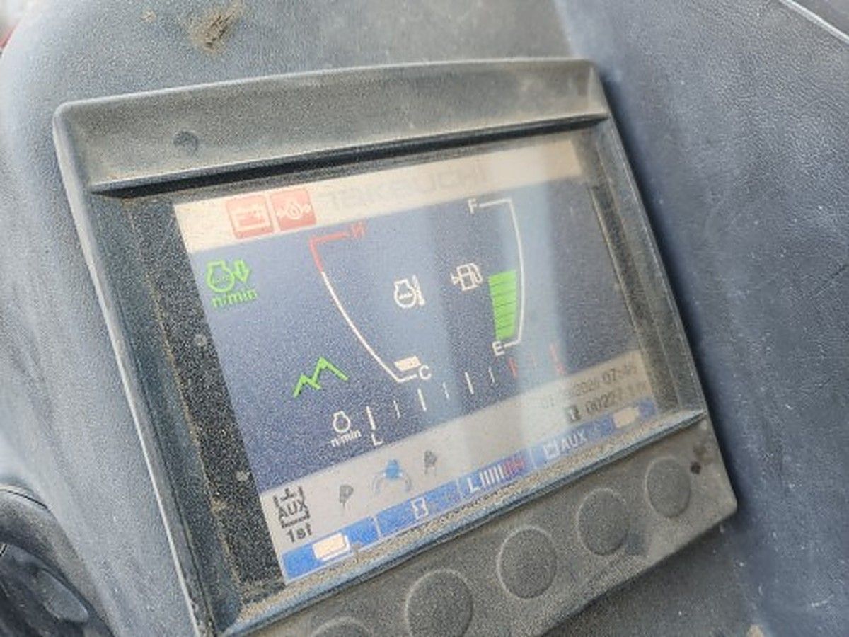 TAKEUCHI TB290C photo 5
