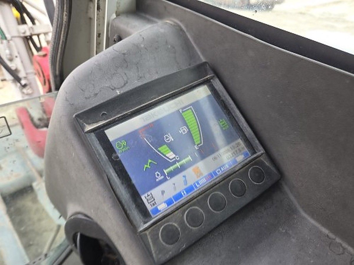 TAKEUCHI TB290C photo 8