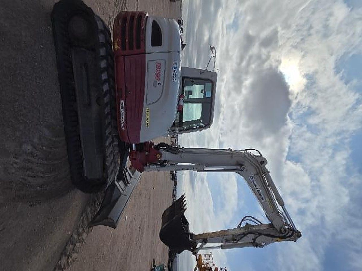 TAKEUCHI TB290C photo 4