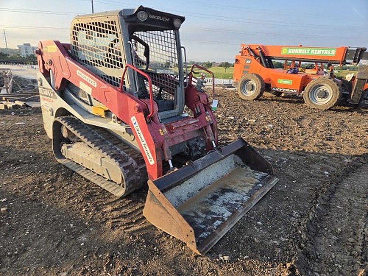 TAKEUCHI TL10V2-R photo 3