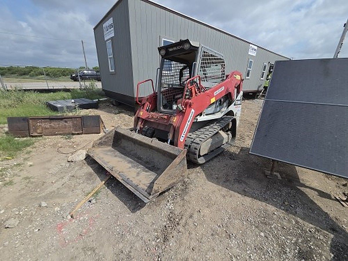 TAKEUCHI TL10V2-R photo 7