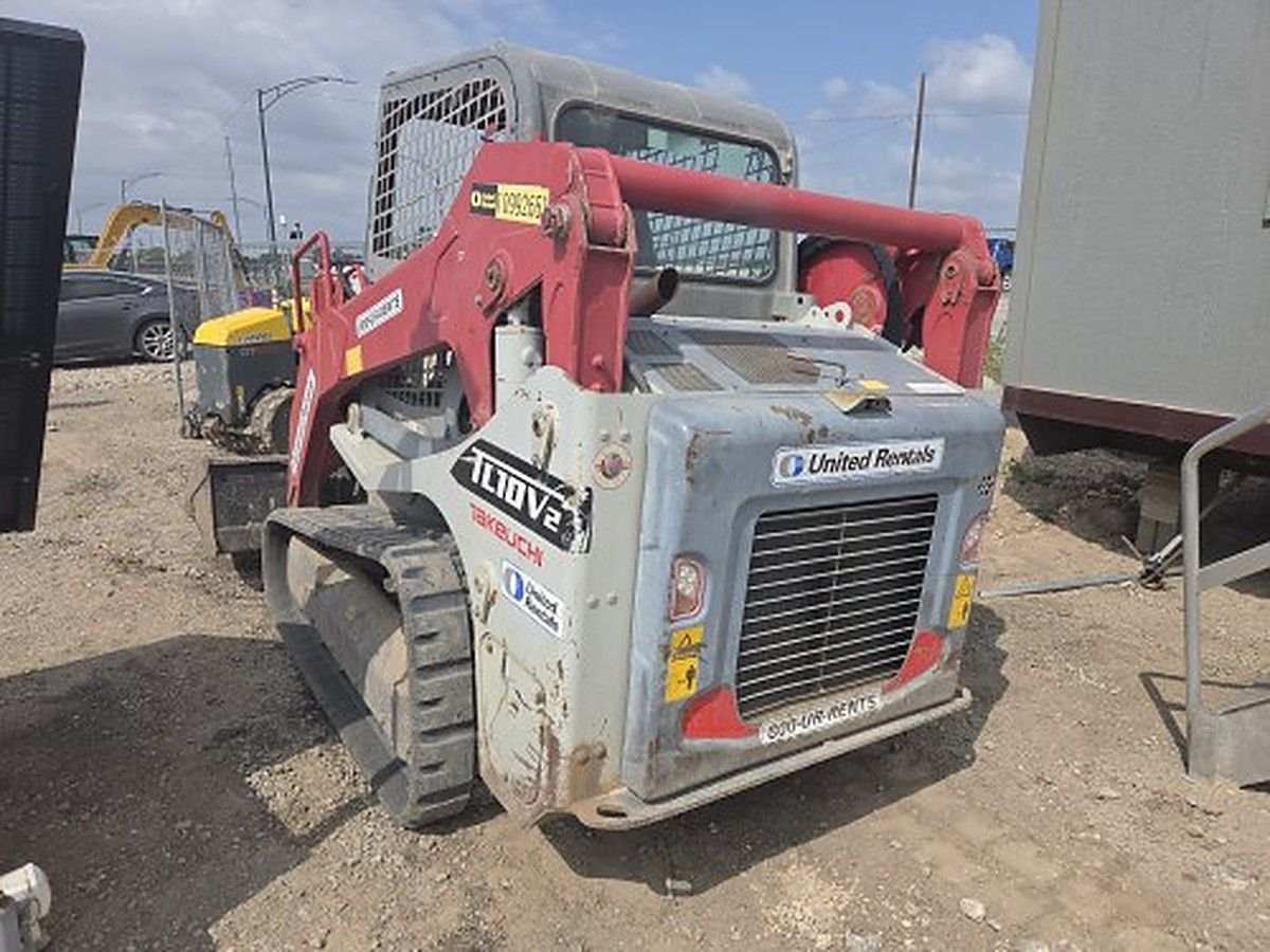 TAKEUCHI TL10V2-R photo 9