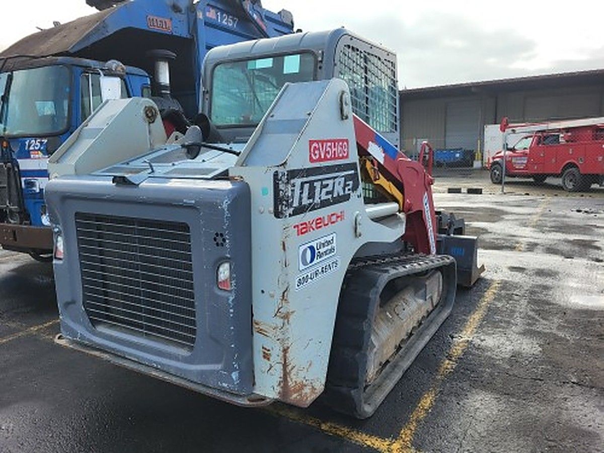 TAKEUCHI TL12R2-CR photo 4