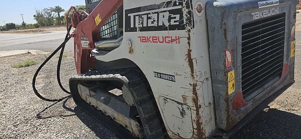 TAKEUCHI TL12R2-CR photo 12