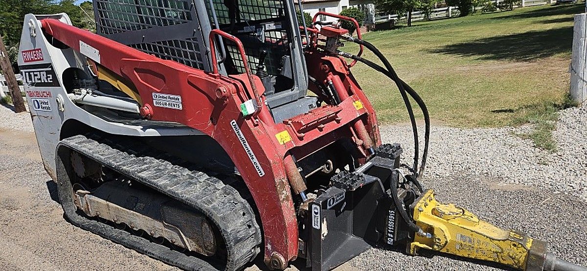 TAKEUCHI TL12R2-CR photo 15