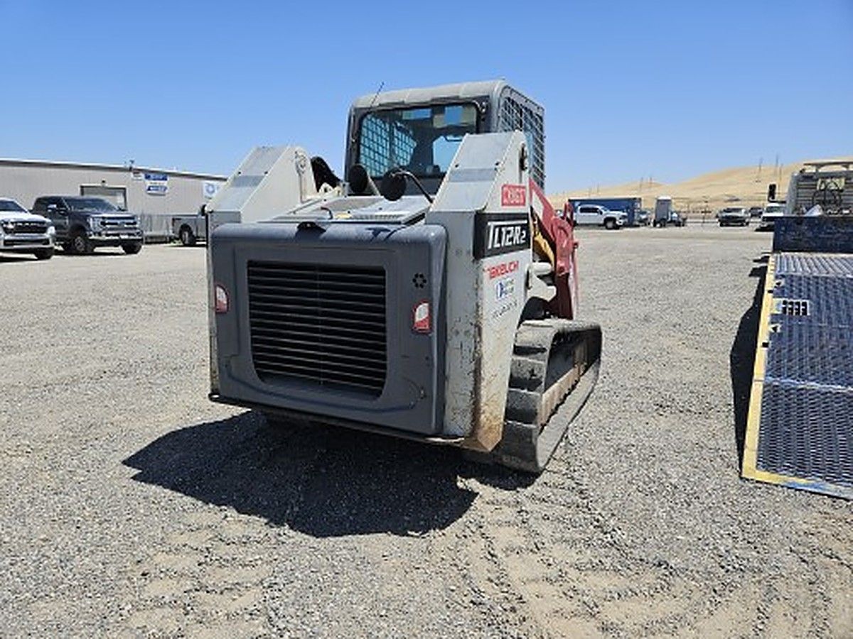TAKEUCHI TL12R2-CR photo 2