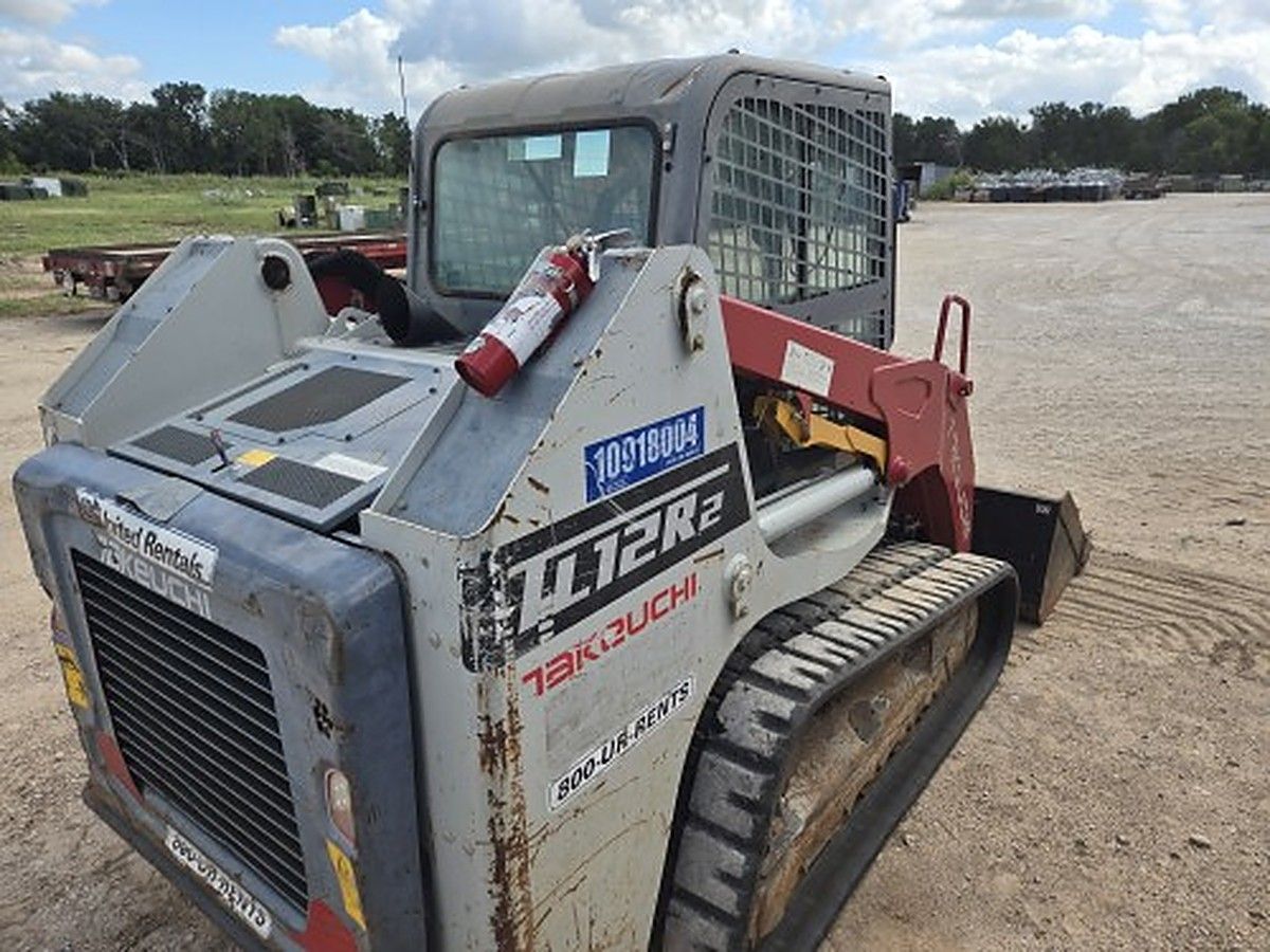 TAKEUCHI TL12R2-CR photo 3