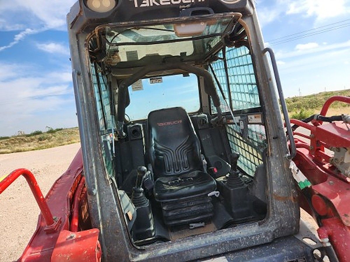 TAKEUCHI TL12R2-CR photo 3