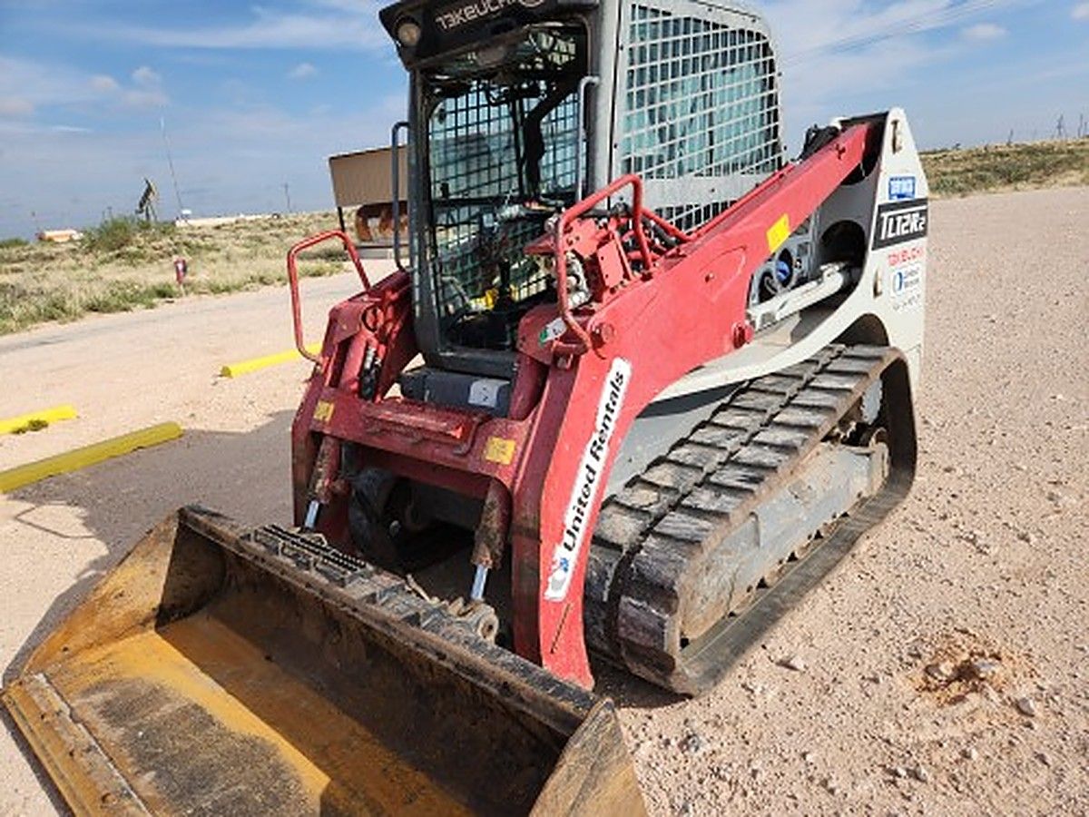 TAKEUCHI TL12R2-CR photo 4