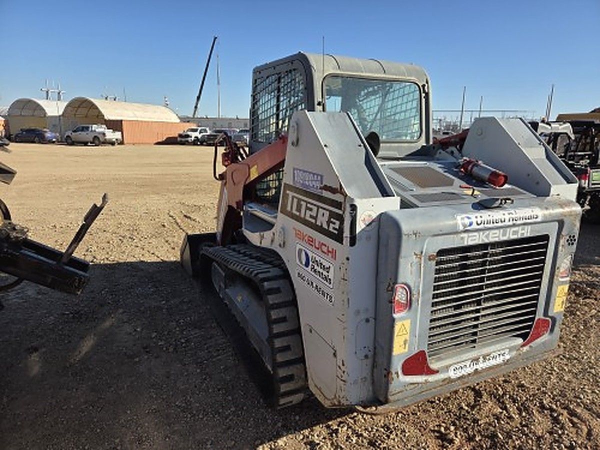 TAKEUCHI TL12R2-CR photo 2