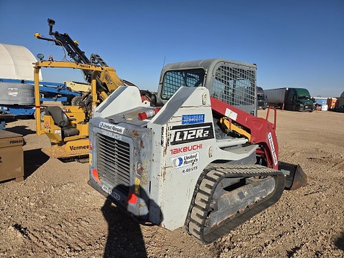 TAKEUCHI TL12R2-CR photo 5