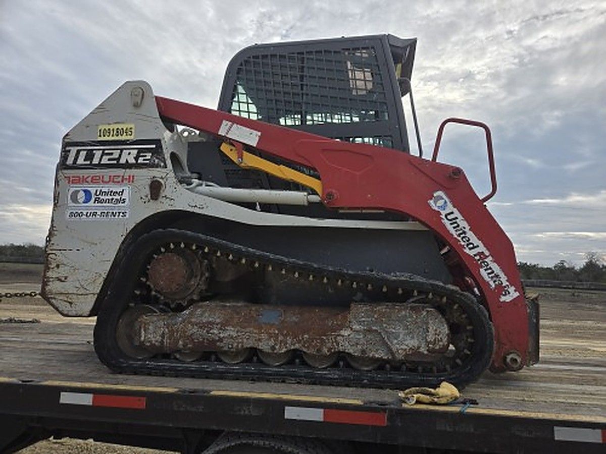 TAKEUCHI TL12R2-CR photo 4