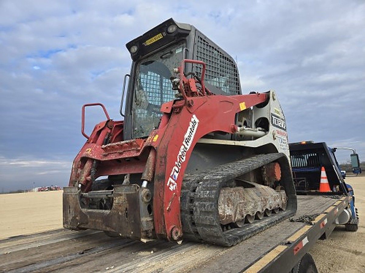 TAKEUCHI TL12R2-CR photo 10