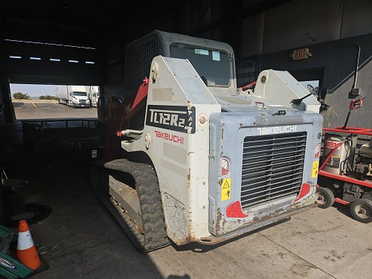 TAKEUCHI TL12R2-CR photo 10