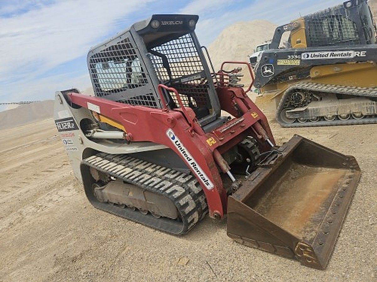 TAKEUCHI TL12R2-R photo 2