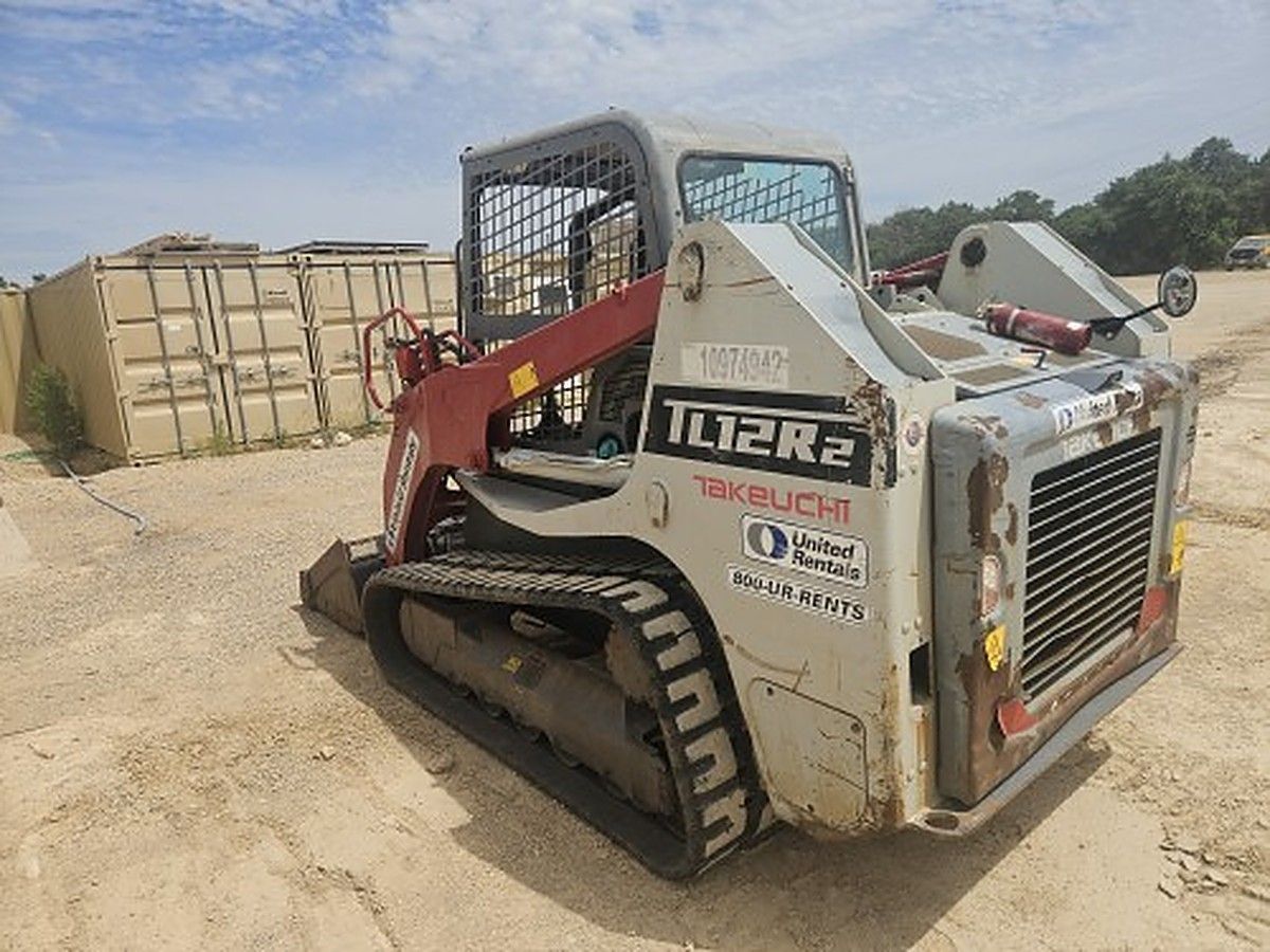 TAKEUCHI TL12R2-R photo 3
