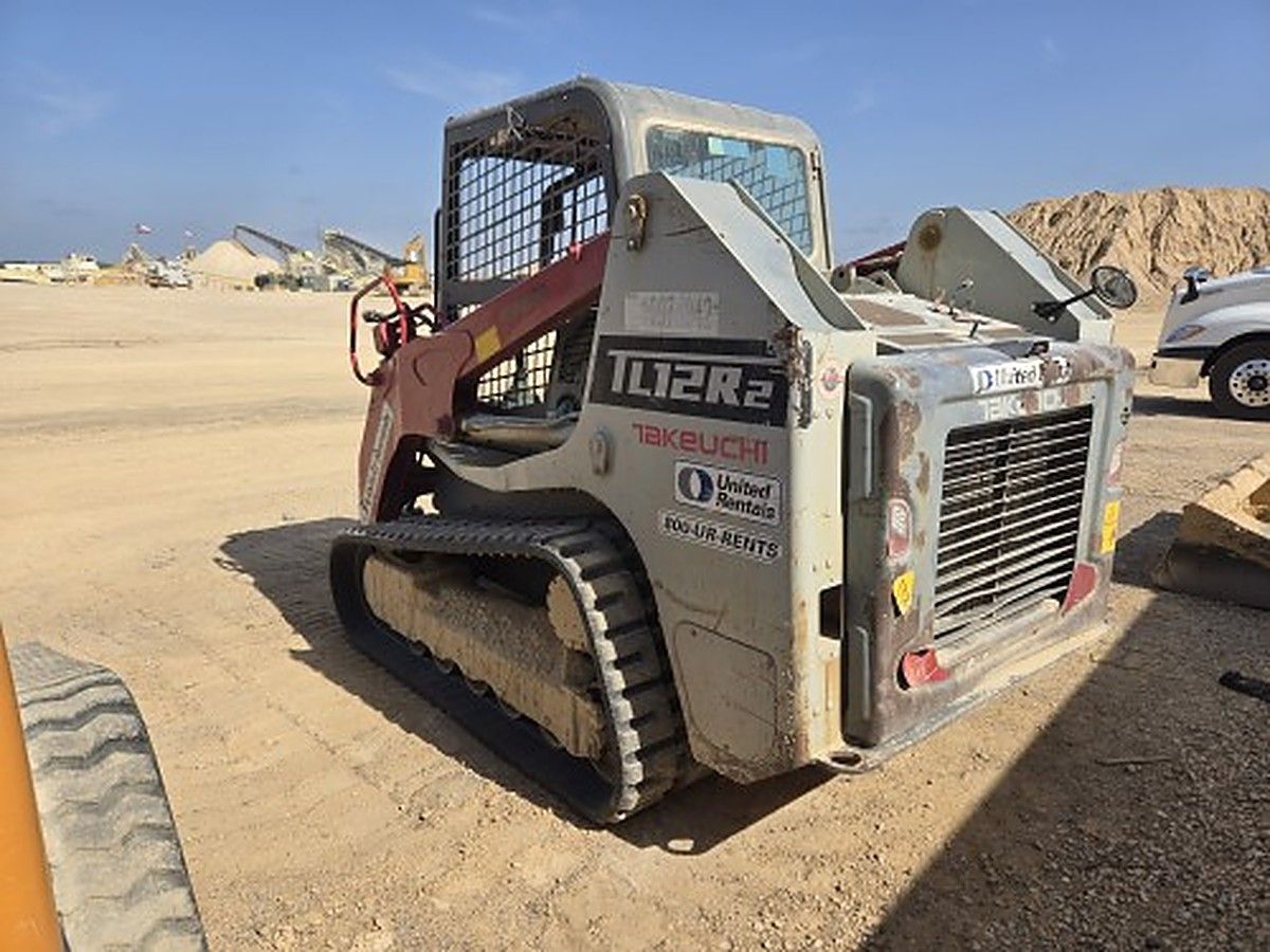 TAKEUCHI TL12R2-R photo 5