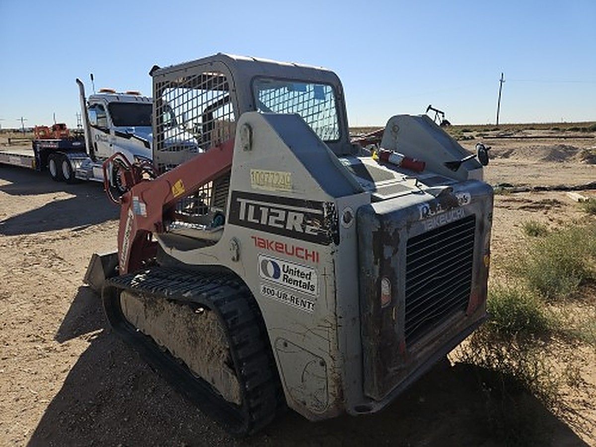 TAKEUCHI TL12R2-R photo 3