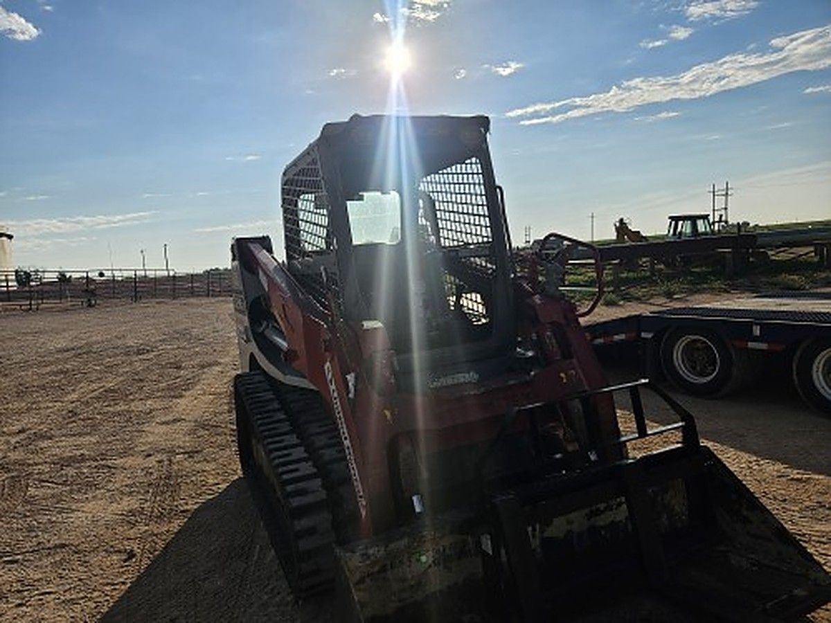 TAKEUCHI TL12R2-R photo 4