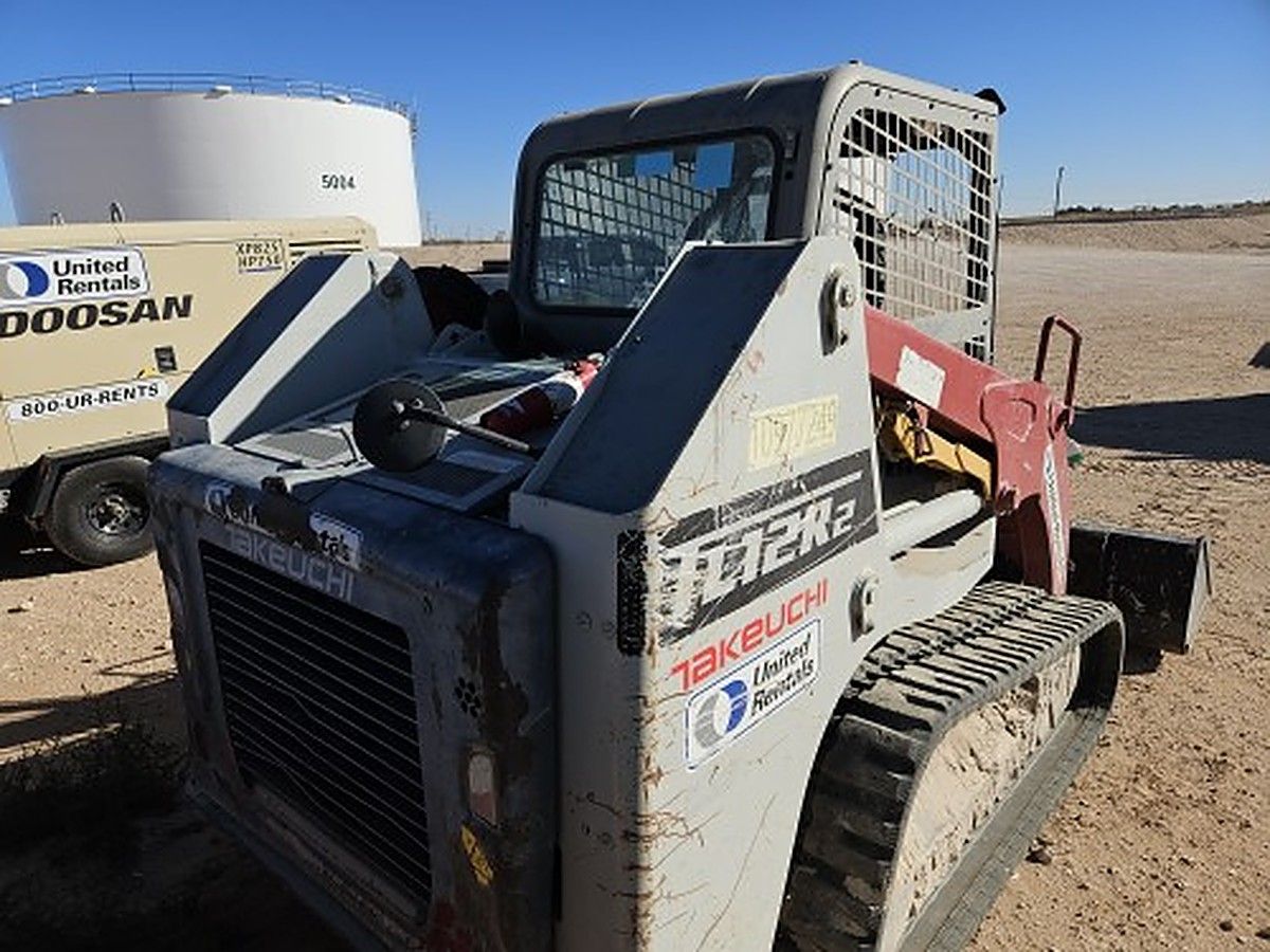 TAKEUCHI TL12R2-R photo 5