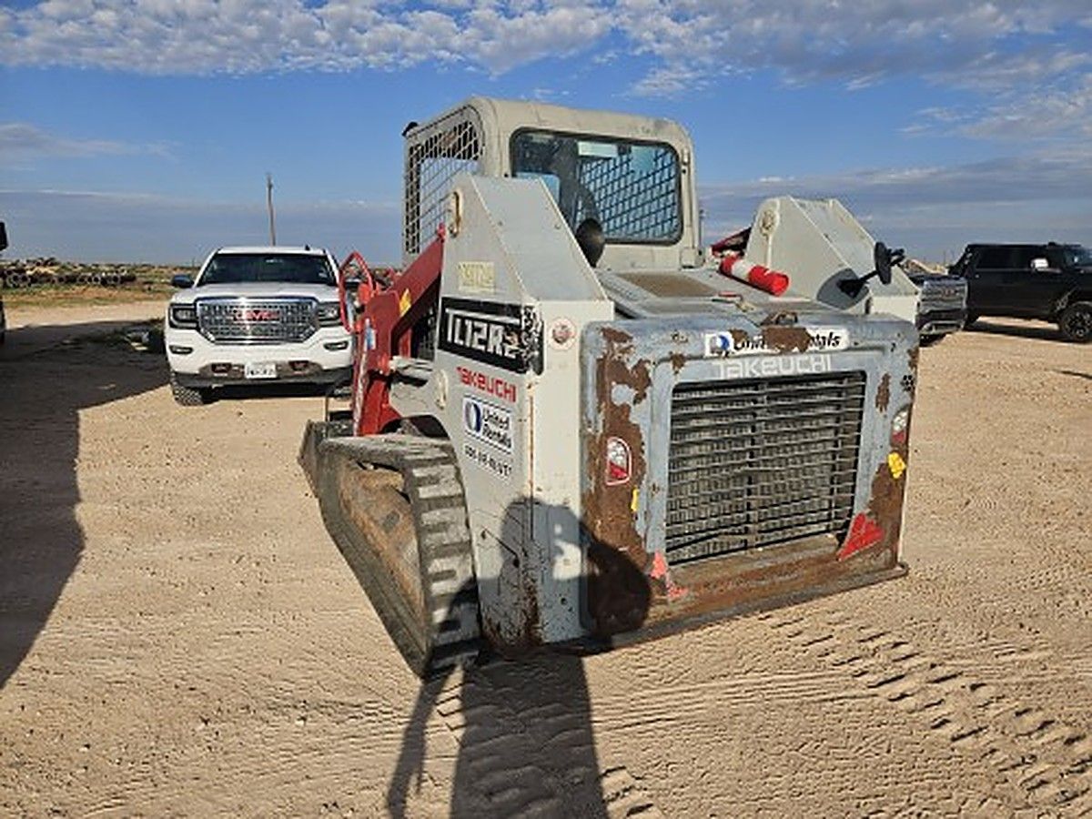 TAKEUCHI TL12R2-R photo 8