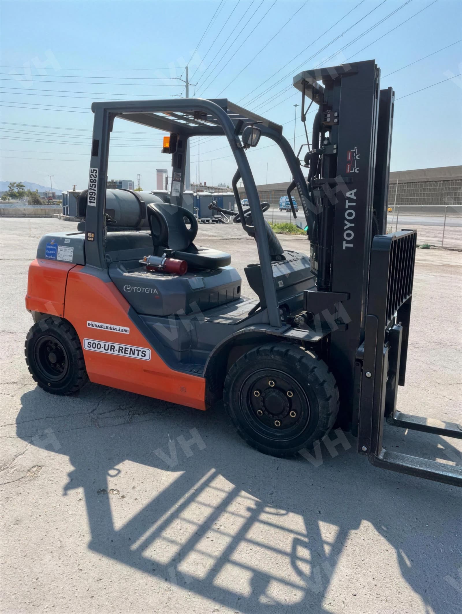 2019 Toyota 8FG35U FORKLIFT WHSE 8000# GAS/LP photo 3