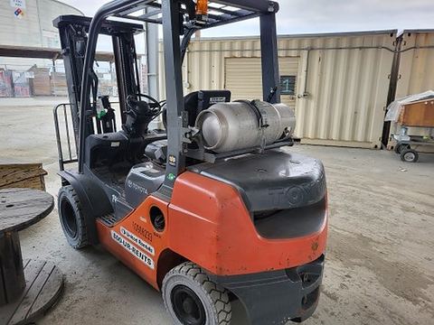 2019 TOYOTA 8FGU25 Forklift Whse 5000# Gas/Lp