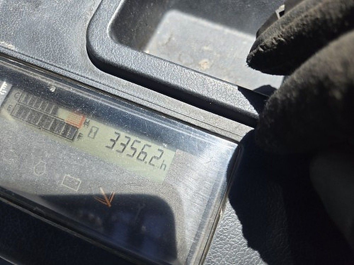 TOYOTA 8FGU25 photo 6