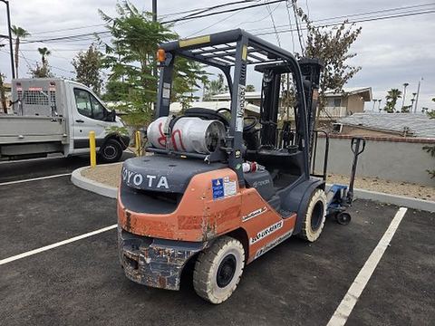 2019 TOYOTA 8FGU25 Forklift Whse 5000# Gas/Lp