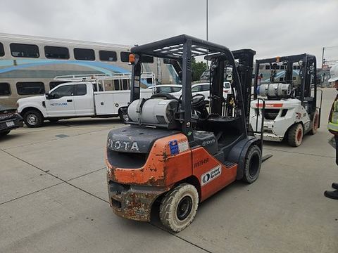 2019 TOYOTA 8FGU25 for sale