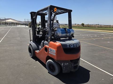 2019 TOYOTA 8FGU25 Forklift Whse 5000# Gas/Lp
