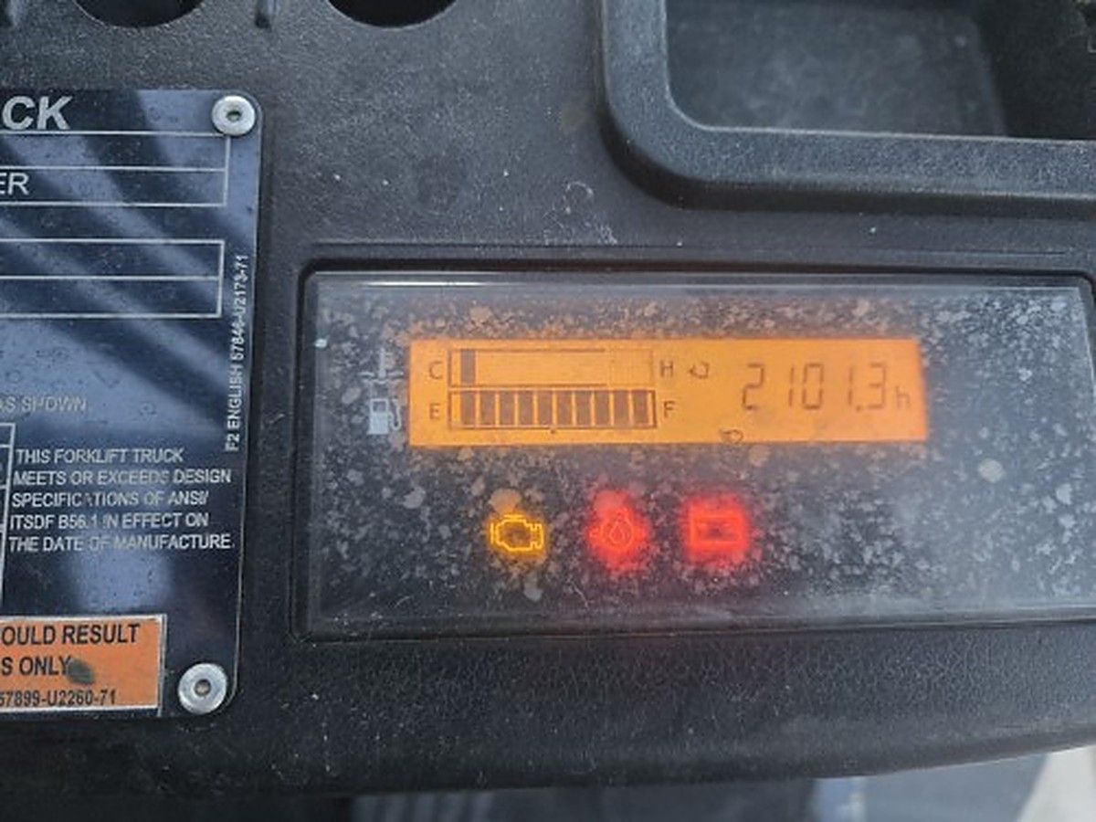 TOYOTA 8FGU25 photo 5