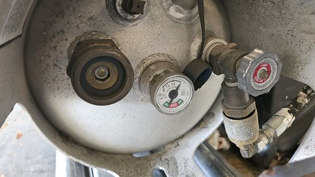 TOYOTA 8FGU25 photo 8