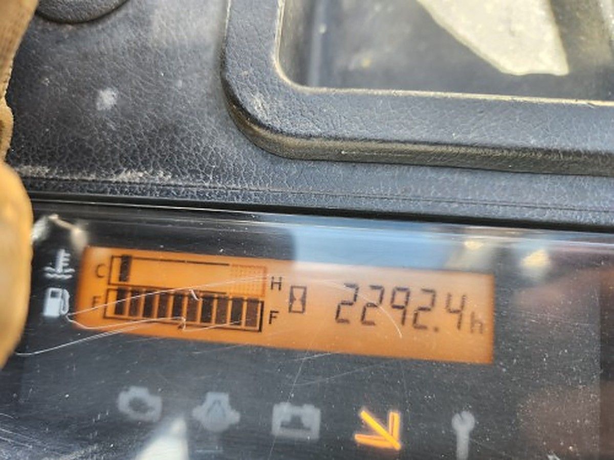 TOYOTA 8FGU30 photo 10