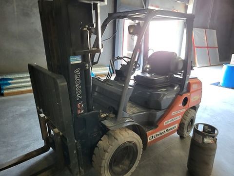 2019 TOYOTA 8FGU30 Forklift Whse 6000# Pneu Nmt Gas/Lp Quad