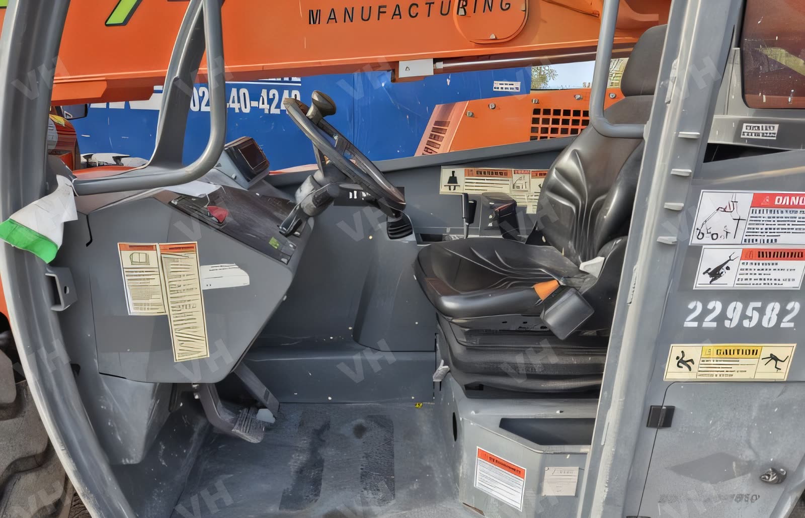 2019 Xtreme XR1055 FORKLIFT VARIABLE REACH 10000# 50'-62'