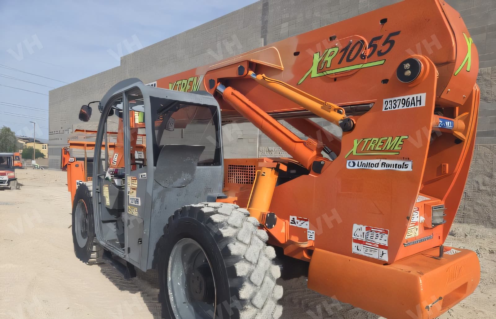 2019 Xtreme XR1055 FORKLIFT VARIABLE REACH 10000# 50'-62' photo 4