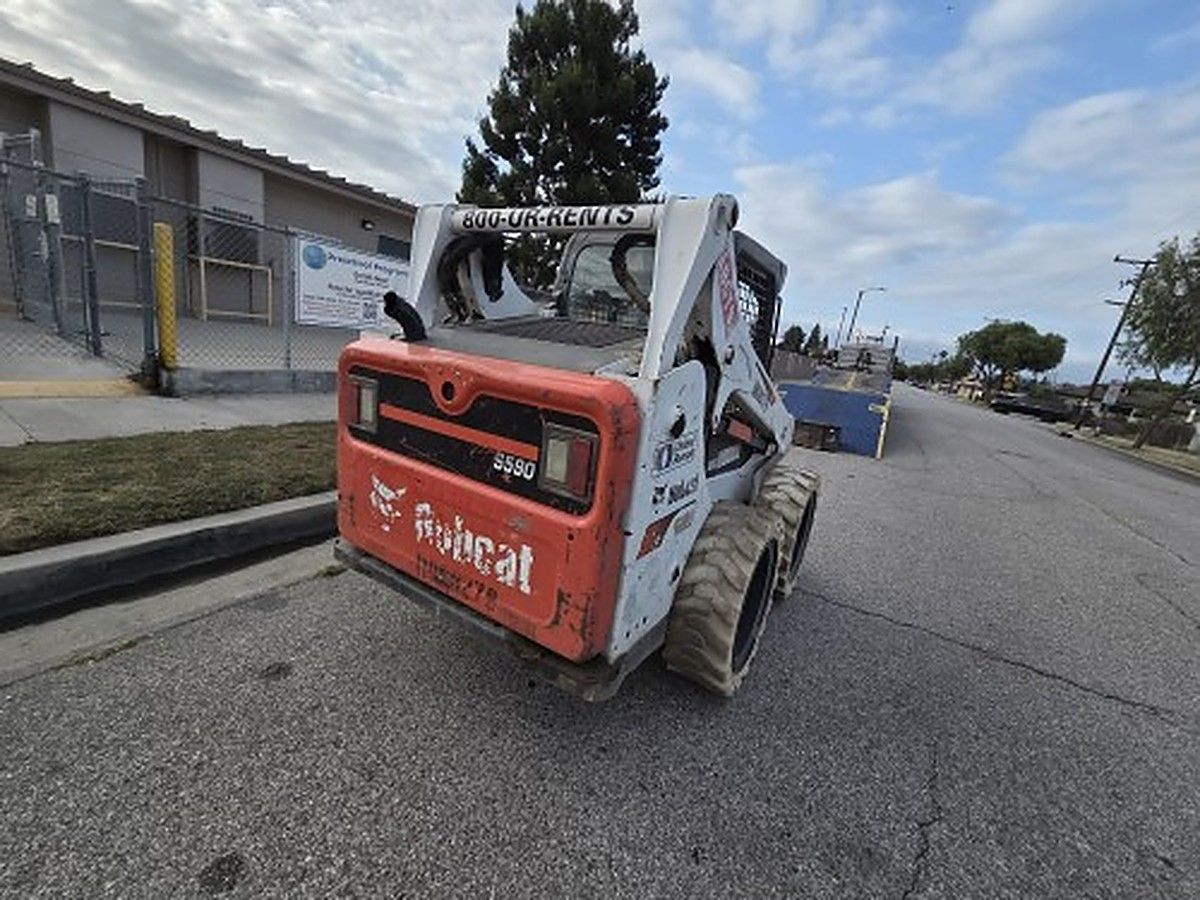 BOBCAT S590 photo 8