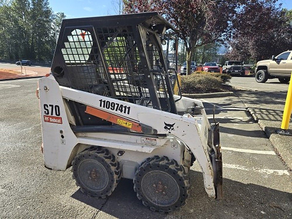 BOBCAT S70 photo 4