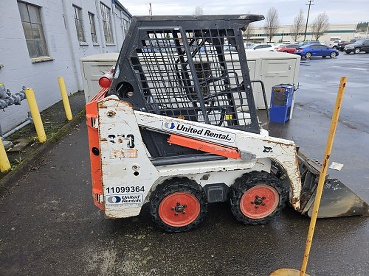 BOBCAT S70 photo 3
