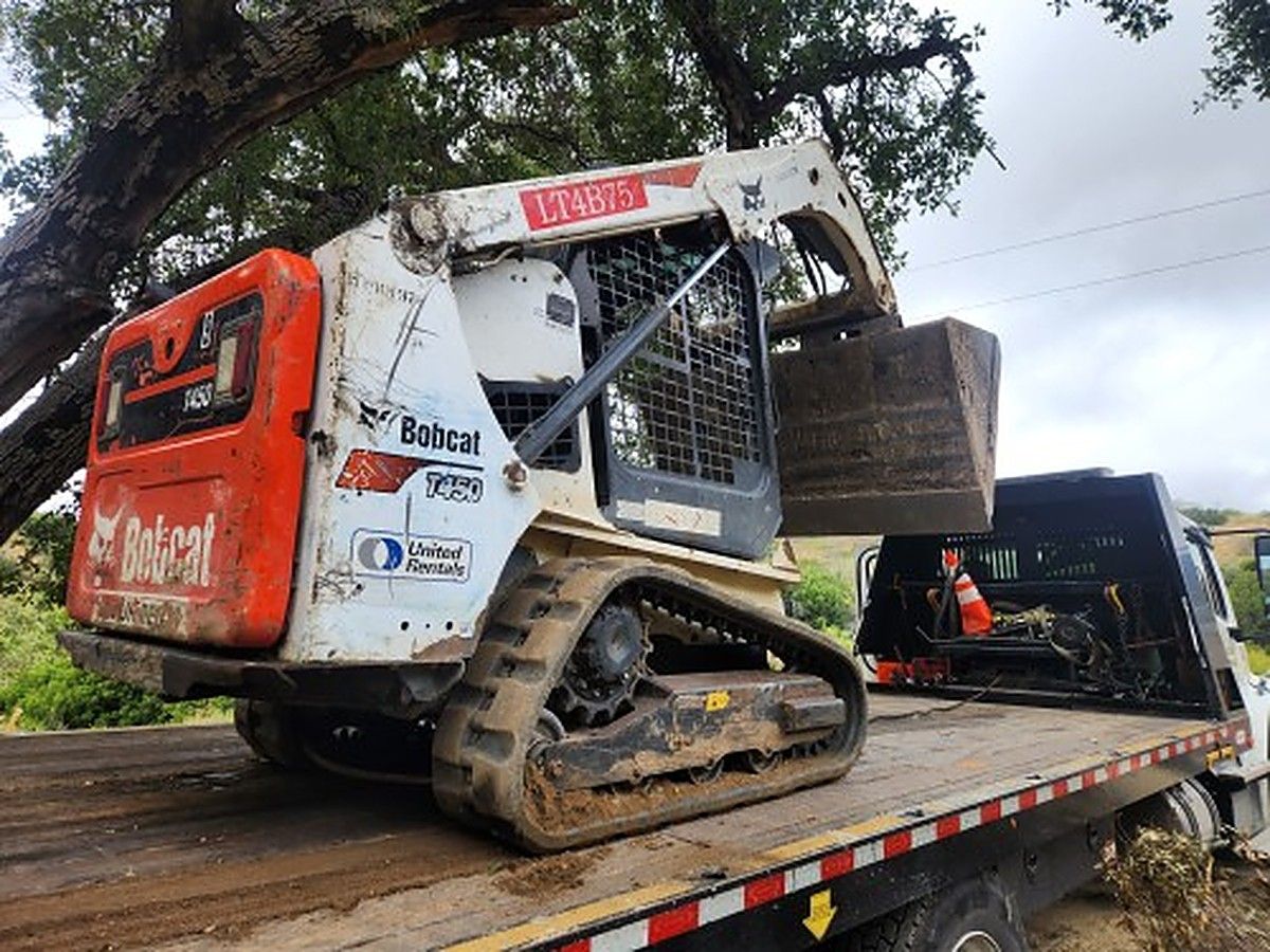 BOBCAT T450 photo 3