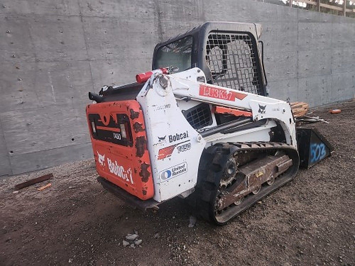 BOBCAT T450 photo 3