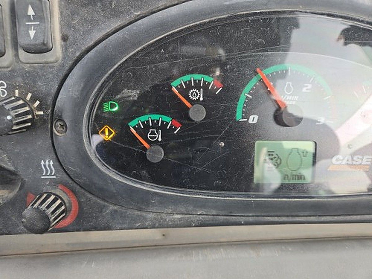 CASE 580SN photo 11