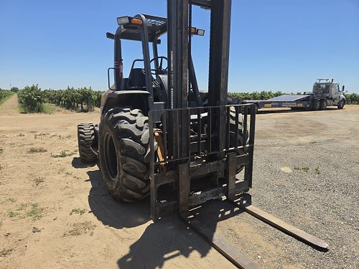 CASE 586H photo 2